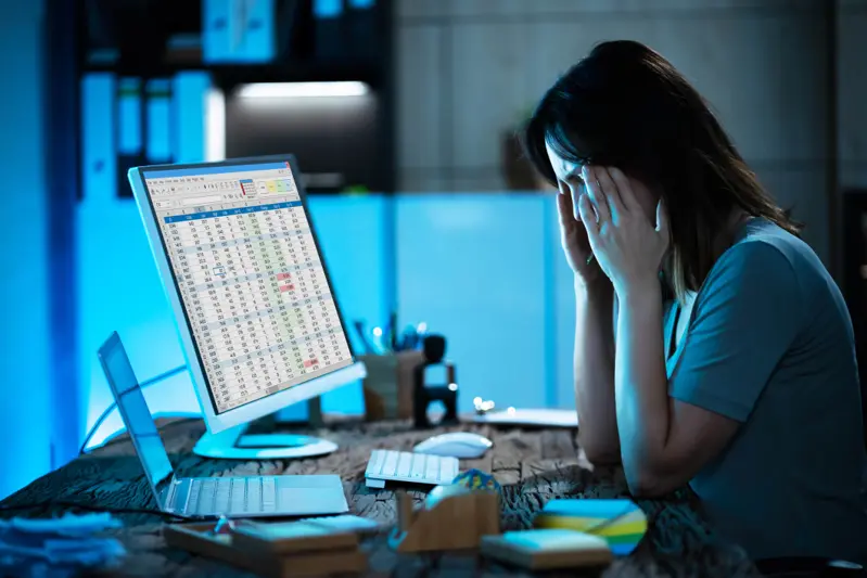 CRM vs. Spreadsheets: The Benefits of Upgrading for General Contractors